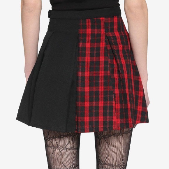 Red Plaid &‎ Black Split Buckle Skirt Hot Topic - Picture 2 of 2